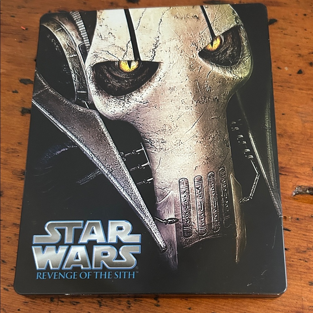 Star Wars Blu-ray - Black and Silver Cover